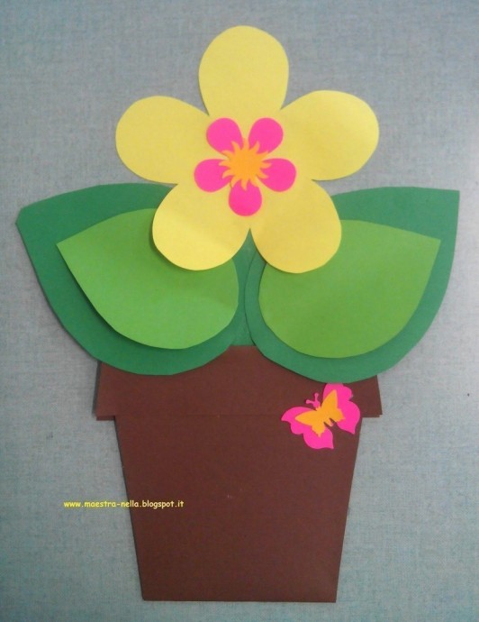 Подарочный цветочек в горшке из цветной бумаги