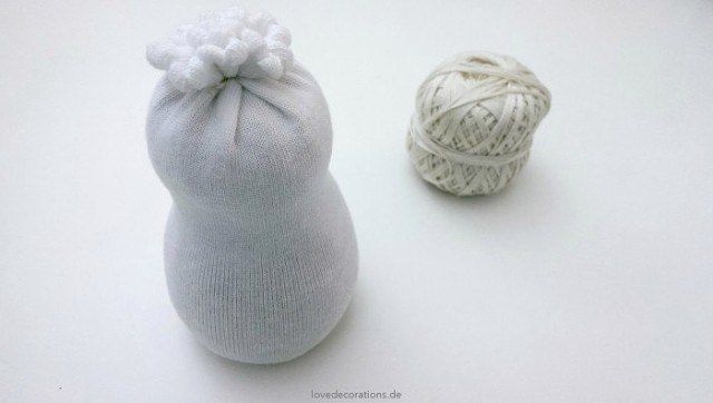 Снеговик из носков Снеговик из носков