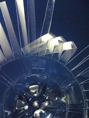 Ваза из пластиковой бутылки Ваза из пластиковой бутылки