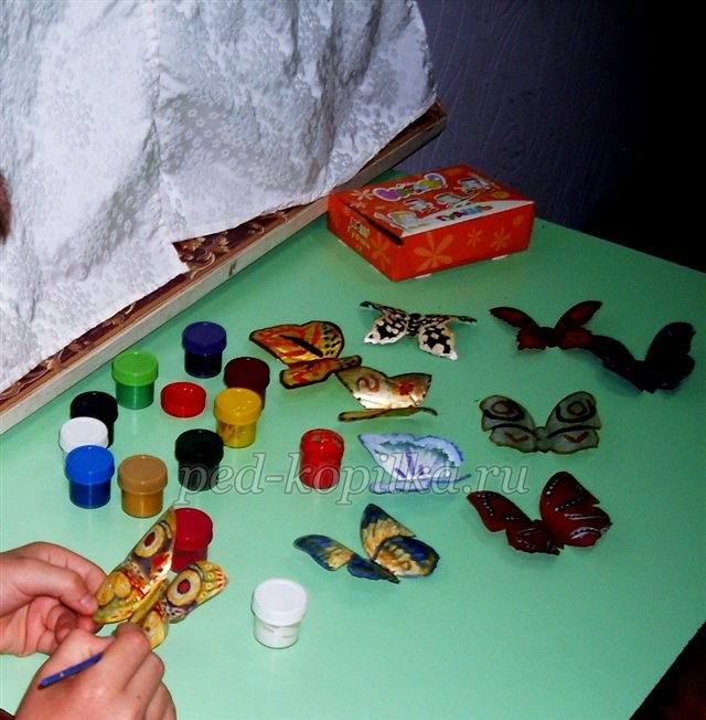 Бабочка из пластиковой бутылки своими руками: мастер-класс Бабочка из пластиковой бутылки своими руками: мастер-класс