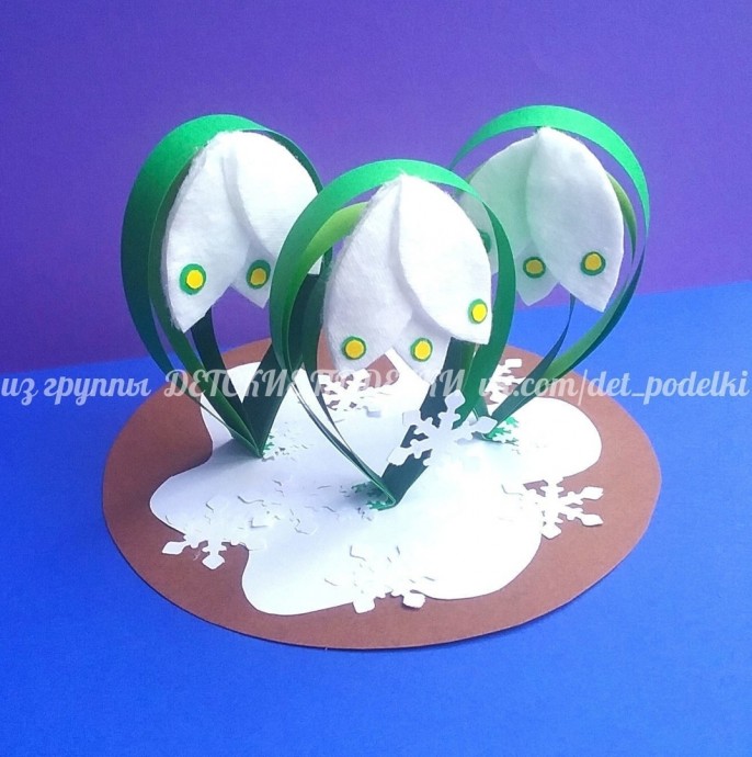 Подснежники из бумаги и ватных дисков