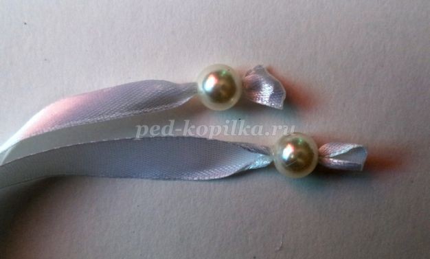 ​Лента для косы с цветами канзаши детскими руками: часть 3