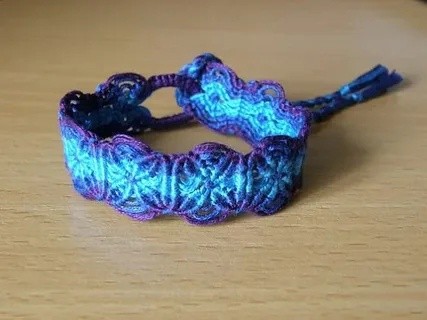 ​Фенечки в технике макраме