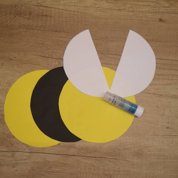 Пчелки из кружочков