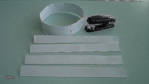 Шапочка-цветочек из бумаги