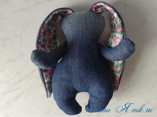 Джинсовый заяц