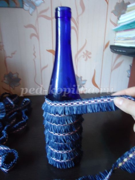 Новогодняя ёлка из бросового материала: часть 2