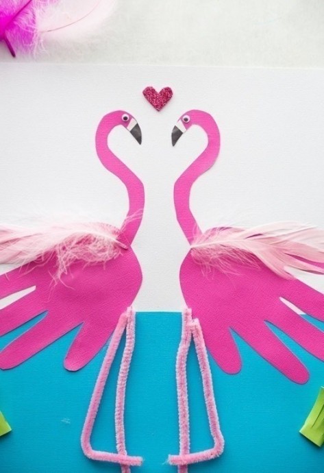 ​Фламинго из детских ладошек