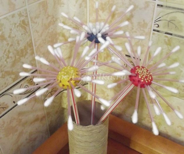 ​Цветочки из ватных палочек