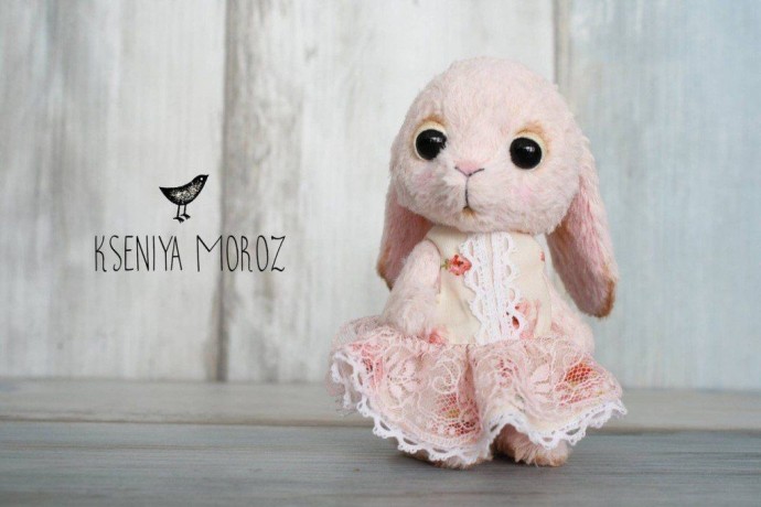 Нежный зайчонок