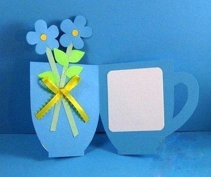 Чашка-открытка с цветами