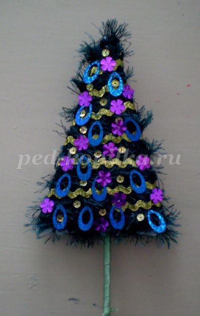 Новогодняя елка детскими руками: часть 2