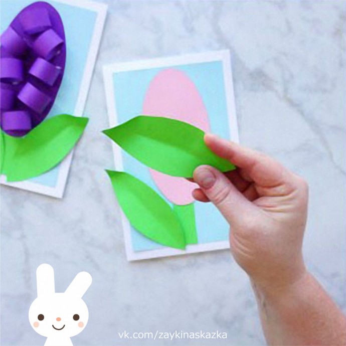 Гиацинты из бумажных полосок Гиацинты из бумажных полосок