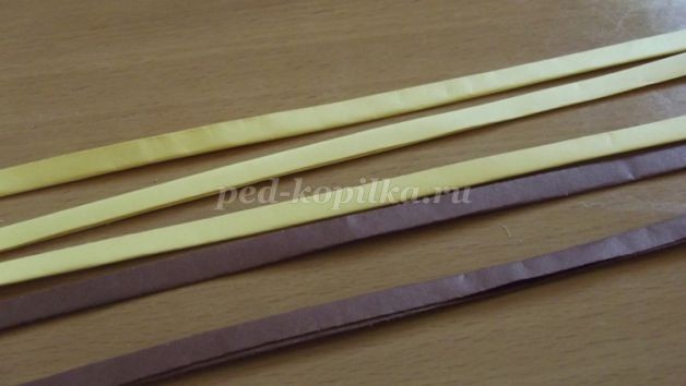 ​Плетеная закладка для книг детскими руками: часть 1