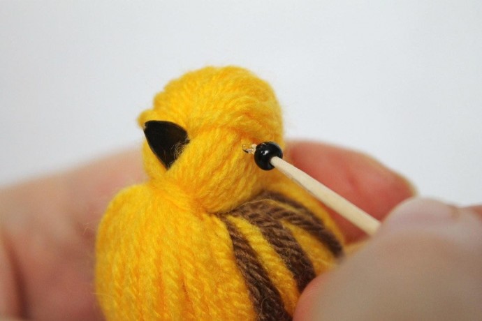 ​Цыпленок из пряжи
