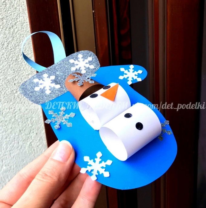 Открытка/подвеска "Рукавичка со снеговиком"