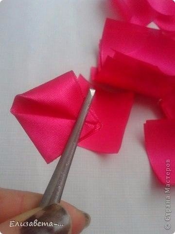 Розочки из атласных лент