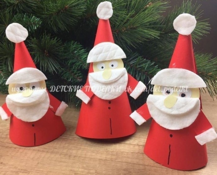 ​Очень простые Деды Морозики