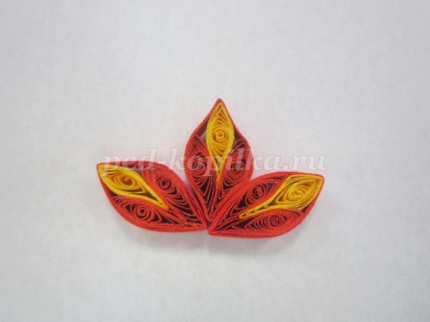 Картина в технике квиллинг в подарок маме: часть 2