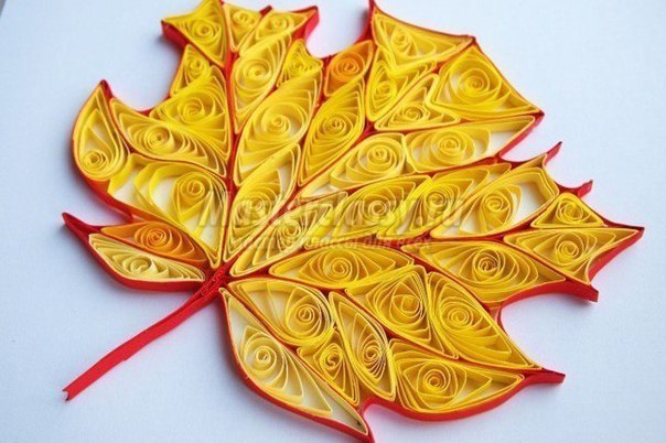 Листочек в технике квиллинг