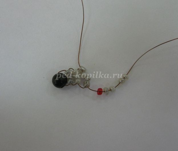 Весёлый мышонок из бисера: часть 1