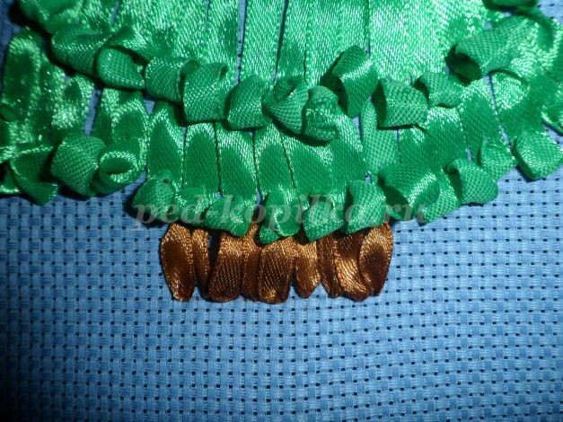 Вышиваем с детьми панно "Со старым Новым годом": часть 2 Вышиваем с детьми панно "Со старым Новым годом": часть 2