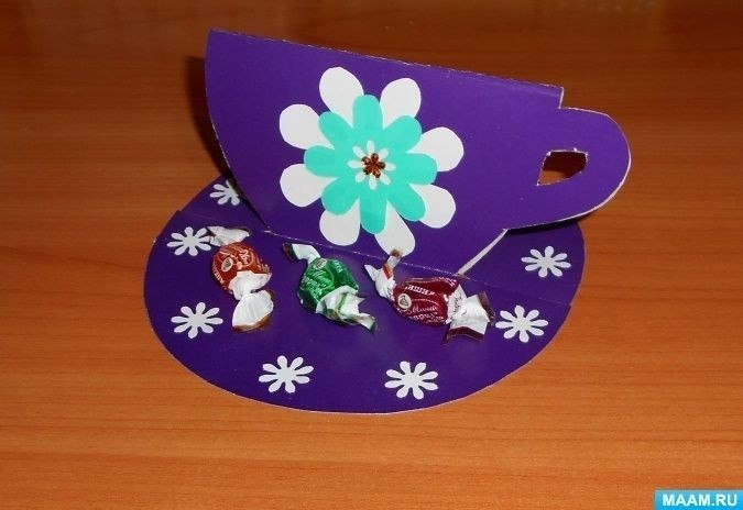 Чашечка с рисунком Чашечка с рисунком