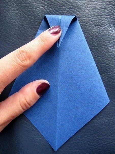​Рубашка с галстуком из плотной бумаги