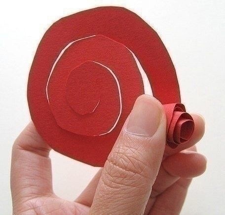 Розочка из бумажного круга