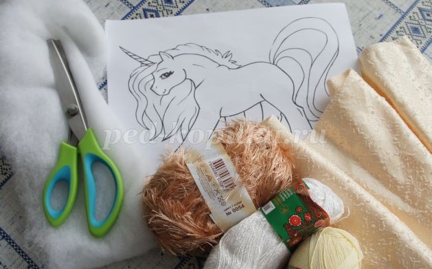 Игрушка Единорог детскими руками: часть 1