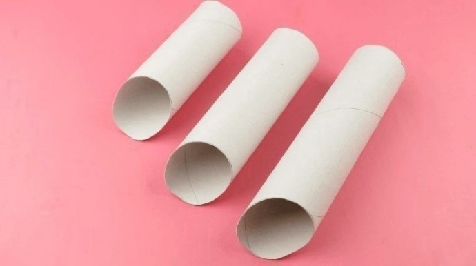 Подставка для канцтоваров из картонных рулонов Подставка для канцтоваров из картонных рулонов