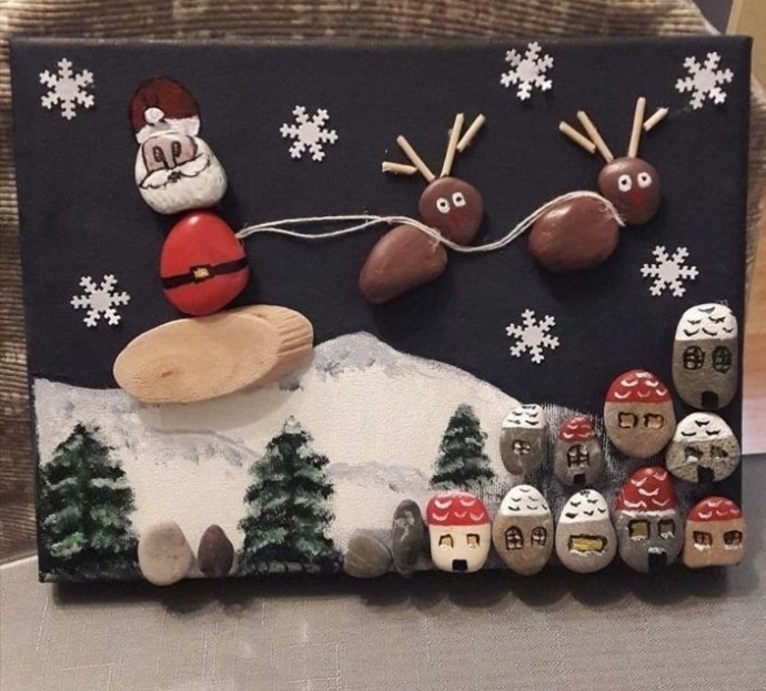 Новогодние панно с расписными камешками