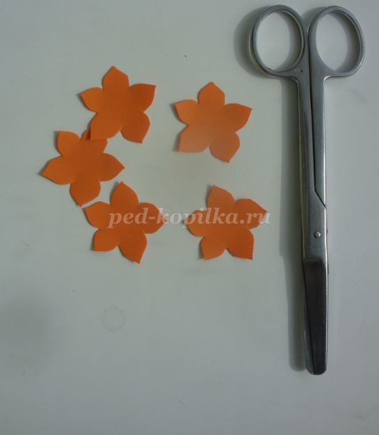 Корзина с цветами для мамы: мастер-класс, часть 1