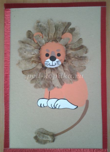 Аппликация "Львёнок" из природных материалов: часть 2