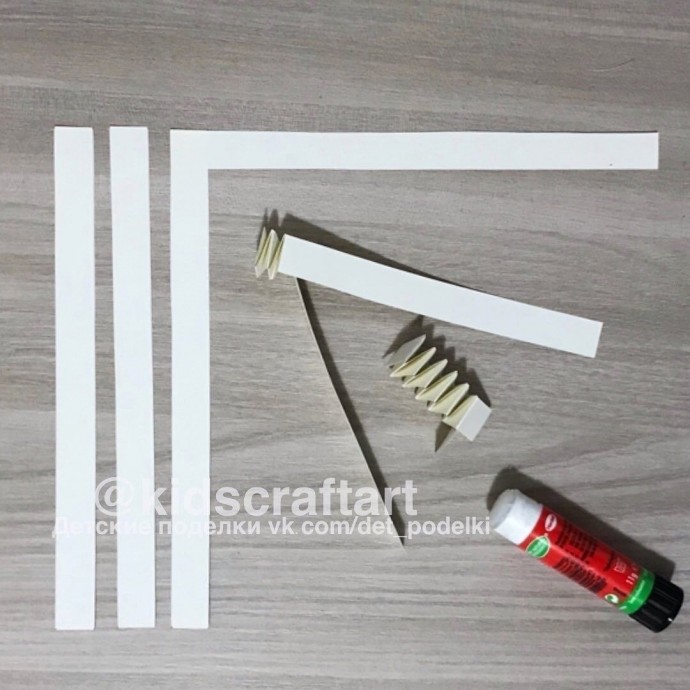 Космонавт в открытом космосе Космонавт в открытом космосе