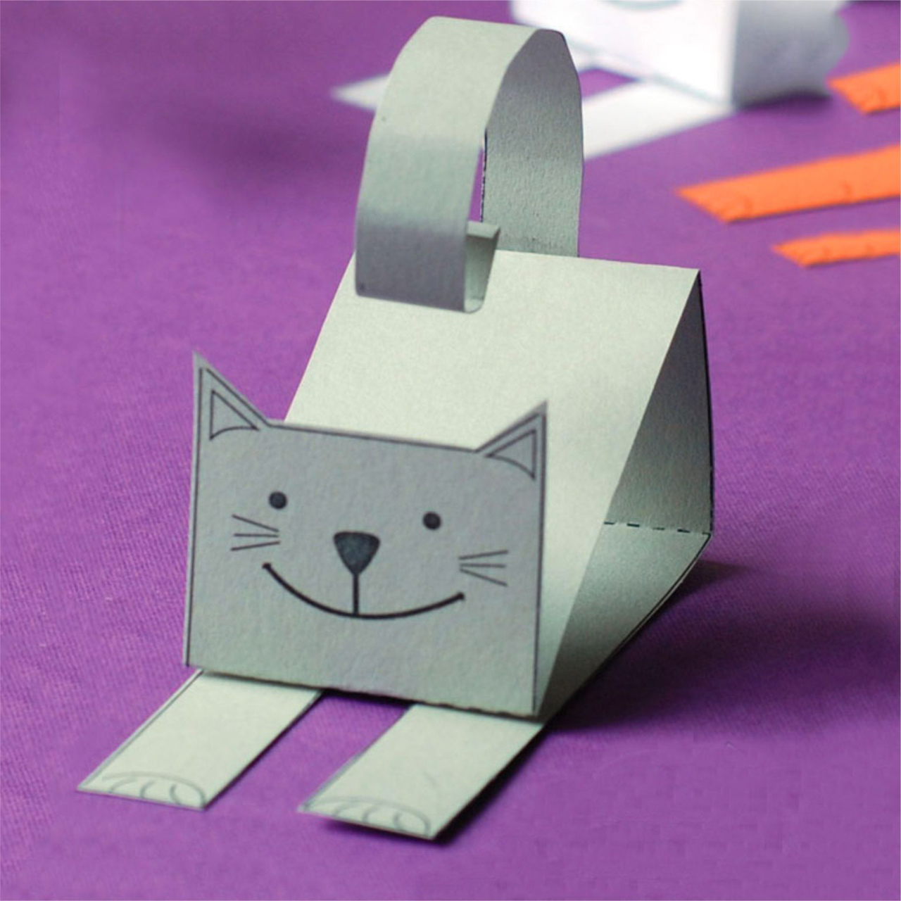 Объёмная кошка из бумаги