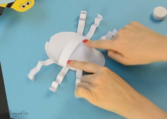 Бумажные игрушки-букашки Бумажные игрушки-букашки