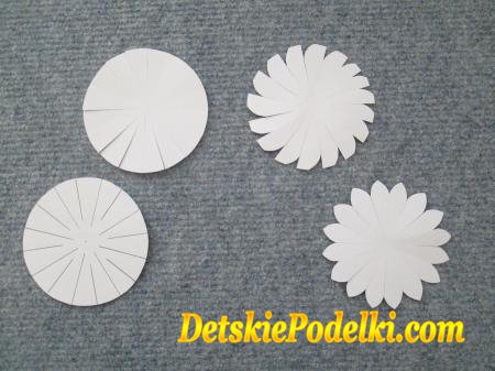 Бумажные ромашки