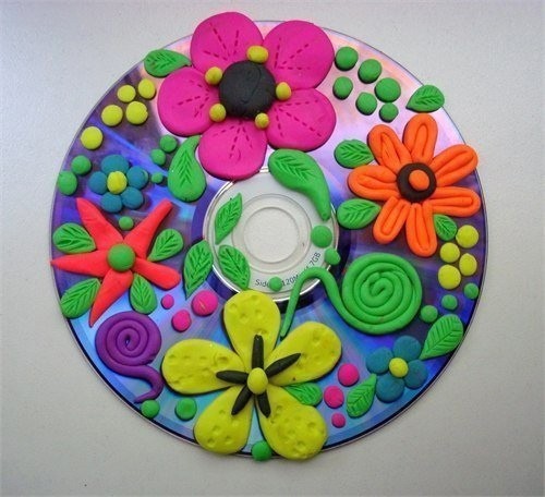 ​Рисунки пластилином на CD-дисках