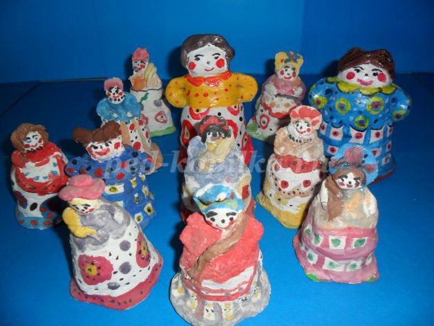 Поделка из солёного теста: Дымковская барышня