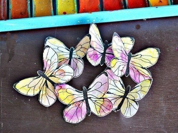 Удивительно нежная работа с бабочками из бумаги