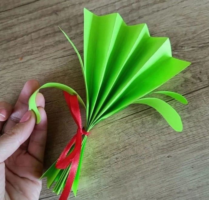 Весенний букет из цветной бумаги Весенний букет из цветной бумаги