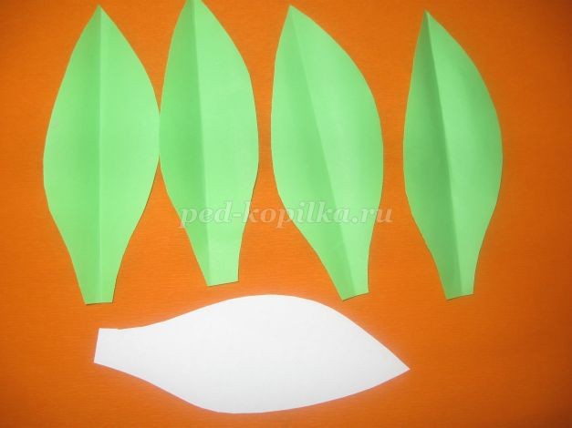 ​Подарок для любимой мамочки: панно-кулёк с цветами, часть 2