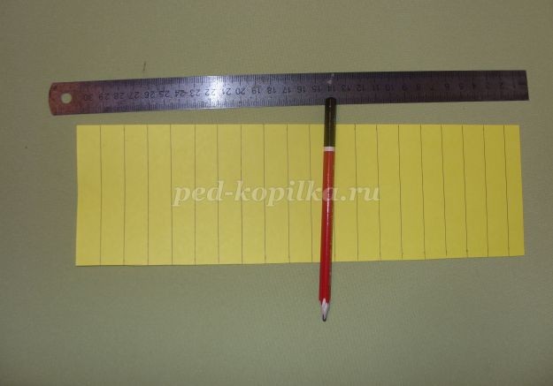 Объемная аппликация из полосок бумаги "Одуванчик": часть 1