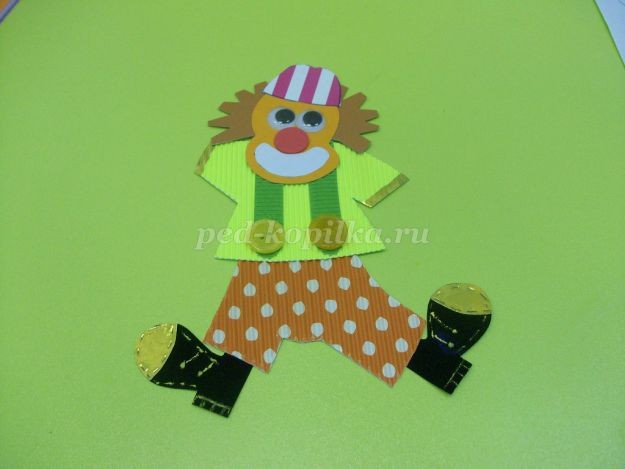 Мастерим с детьми клоунов: часть 2