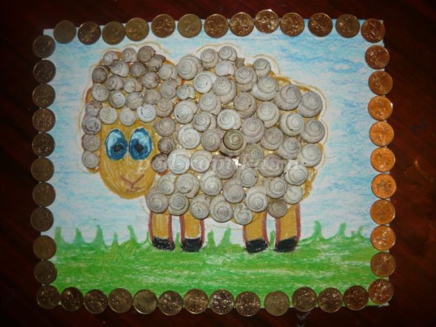 Аппликация "Овечка" из природного материала: часть 2