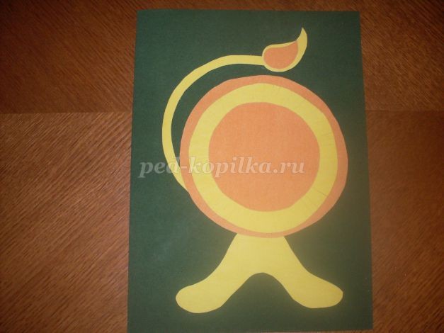 Лев из цветной бумаги