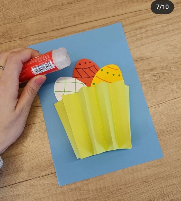 Яйца в корзине Яйца в корзине