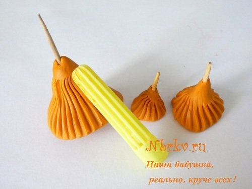 Лепим восхитительные грибочки из пластилина