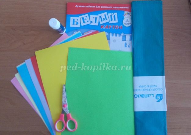 Весенний венок из бумаги детскими руками: часть 1 Весенний венок из бумаги детскими руками: часть 1